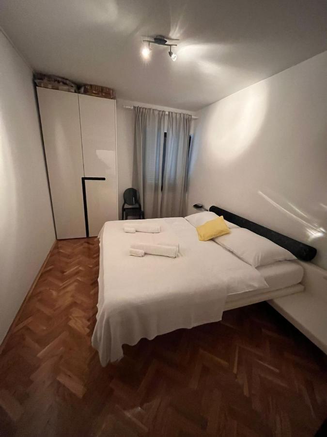 Apartman A7 Njivice Extérieur photo